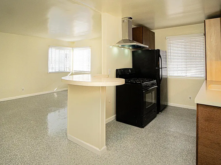 Kitchen with countertop