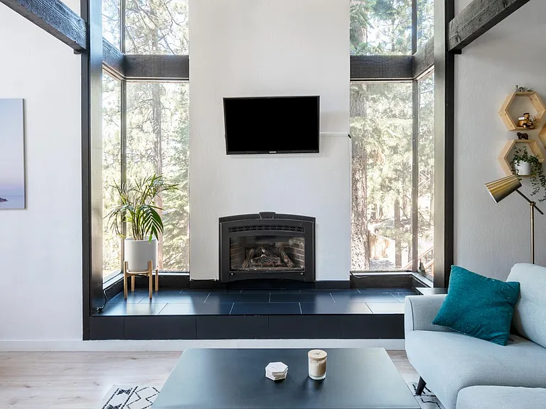 14 Chalet Ct — Photo 6