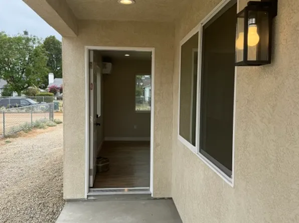 2026 E Washington Ave, Escondido, CA 92027
