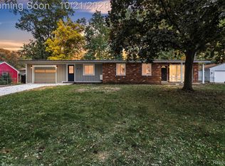 1339 Delta Rd, Walled Lake, MI 48390