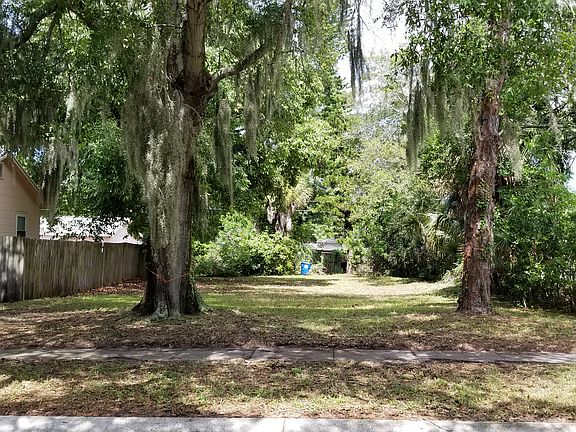 3rd image of 2035 44th St S