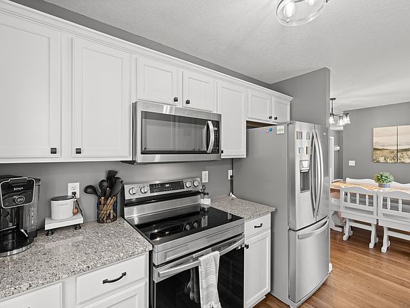 2nd image of 523 D St