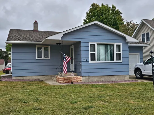 713 S Elm St, Lamberton, MN 56152