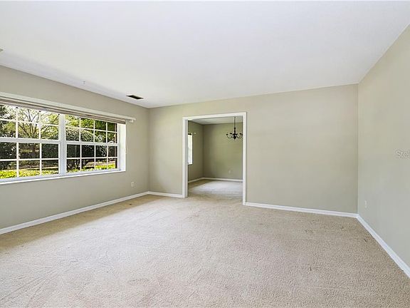 3rd image of 691 Blairshire Cir