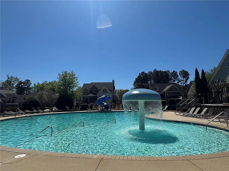 176 Brant Cir — Photo 32