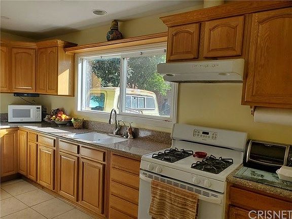 5th image of 7508 Nestle Ave