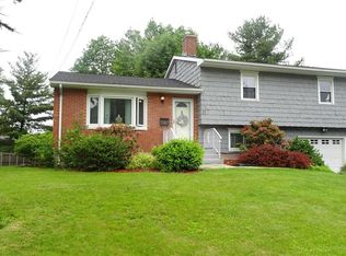 31 Summerset Dr, East Hartford, CT 06118