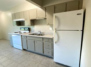 900 Elder Ln #10, Des Moines, IA 50315