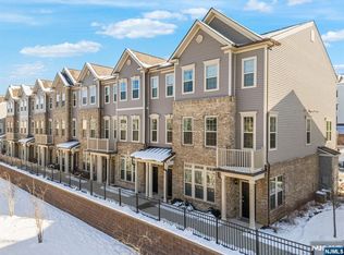 34 Arnold Dr Unit 5409, Wood Ridge, NJ 07075