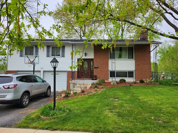 4000 Winston Dr, Hoffman Estates, IL 60192