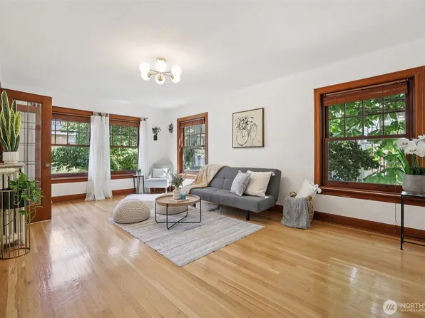 408 Bellevue Avenue E #206, Seattle, WA 98102