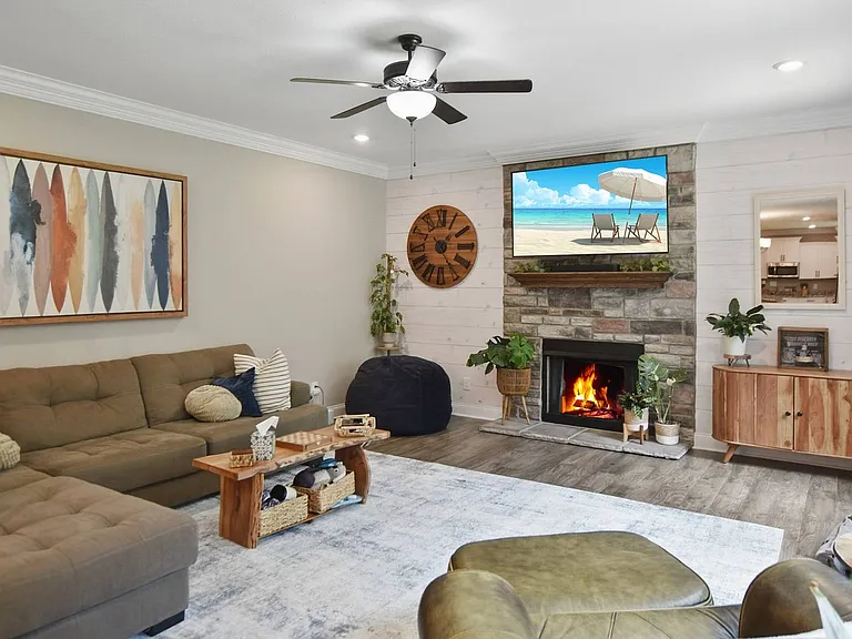 3141 Timberdale Dr — Photo 5