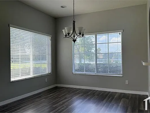 3 bed, 1300 sqft, $2,400 — Photo 3