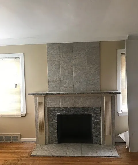 18283 Tracey St — Photo 2