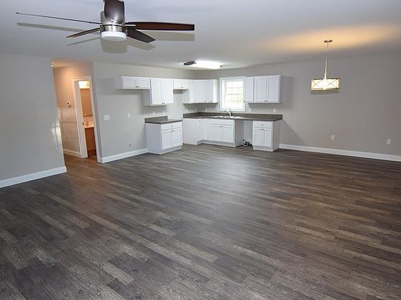 4th image of 22577 Heritage Ln