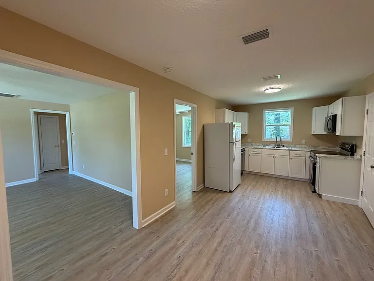 2640 Canary Dr — Photo 7