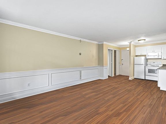 2nd image of 36 Eliot St APT 16