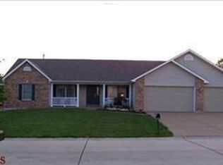 2789 Dunvegan Dr, Dardenne Prairie, MO 63368