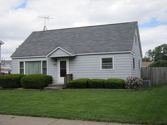 3rd image of 6934 W 96th Pl