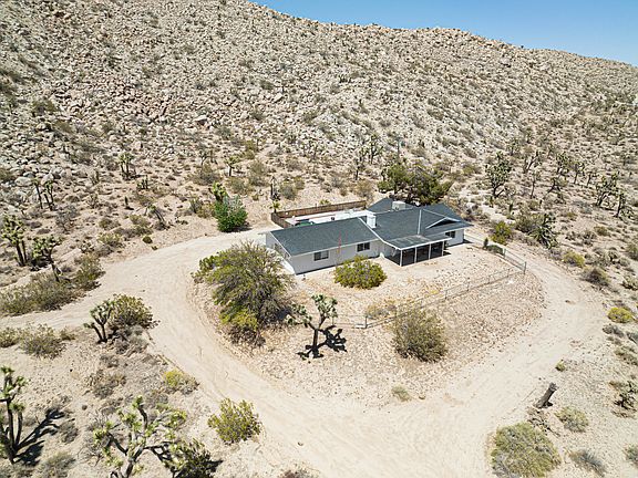 3rd image of 56766 Sunnyslope Dr