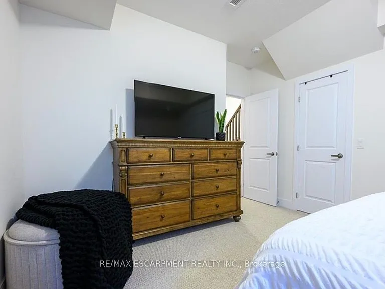 261 Skinner Rd #14 — Photo 8