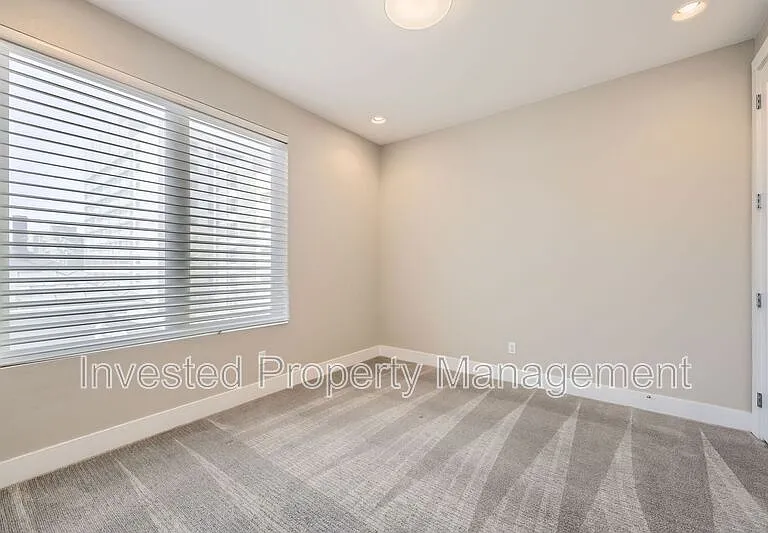 1323 Elati St #4 — Photo 17
