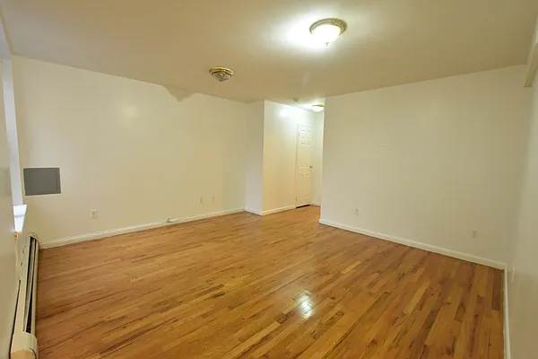 Rented by Clove Realty LLC | media 17