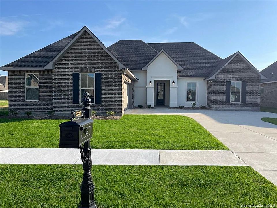 1st image of 3236 Flatwood Dr