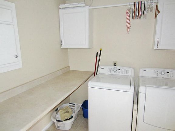 5th image of 1200 Mill St