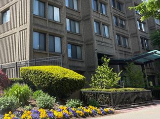 1731 Beacon St APT 217, Brookline, MA 02445