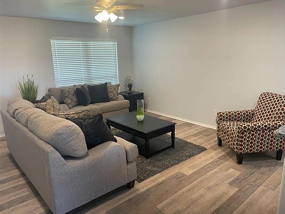 5th image of 8424 10th Pl