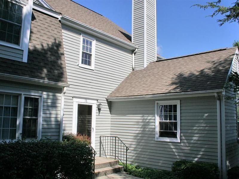Beautiful Quail Ridge Townhome