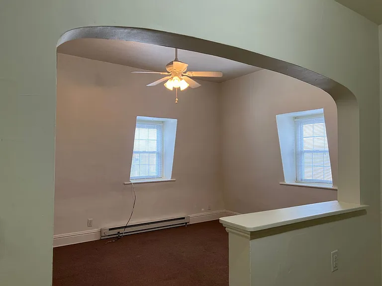 215-217 W Broad St — Photo 19