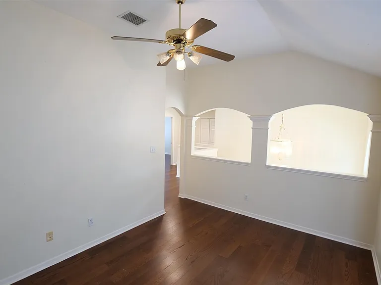 23822 Hopewell Dr — Photo 37