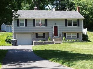 46 S Cobblers Ct E, Niantic, CT 06357