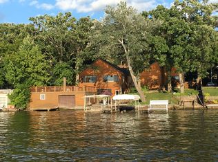 4201 E Lake Shore Dr, Wonder Lake, IL 60097