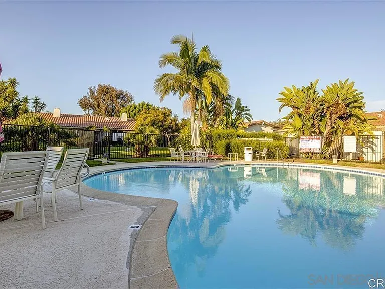 7061 Estrella De Mar Rd #66 — Photo 17
