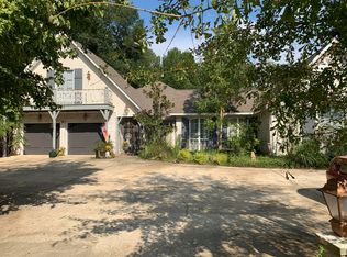 2978 Lakeshire Dr, Tupelo, MS 38804