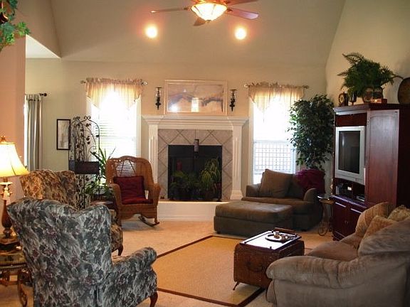 2nd image of 2216 N Hidden Creek Dr
