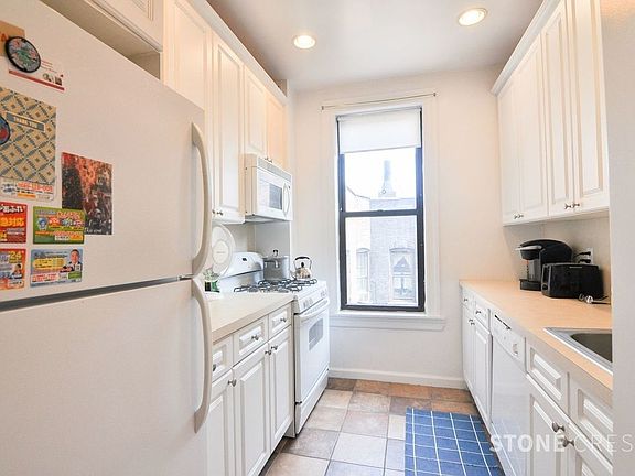 5th image of 521 W 122nd St APT 43