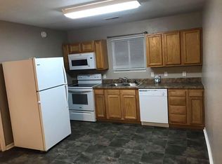 107 Willowbrook Dr, Hallsville, MO 65255