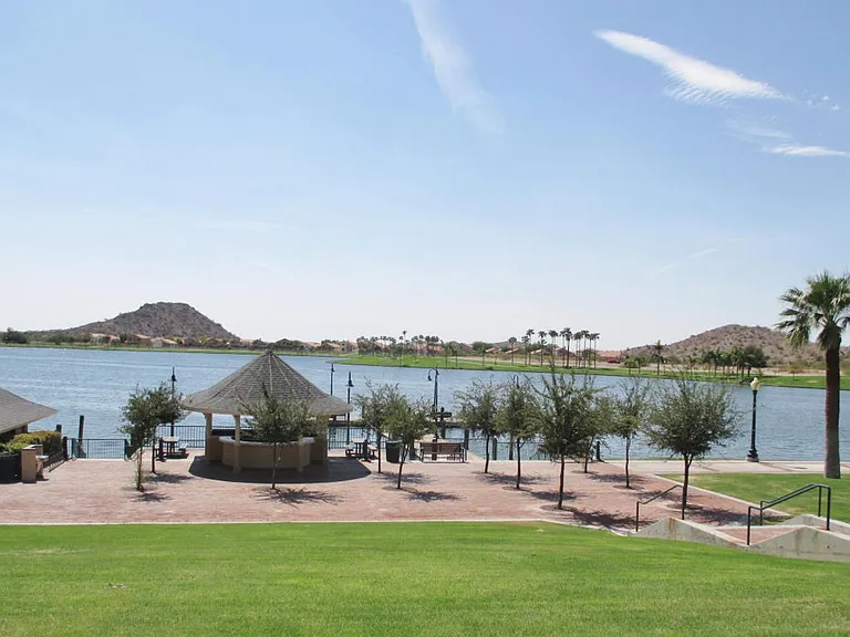18651 W Sunrise Dr — Photo 41