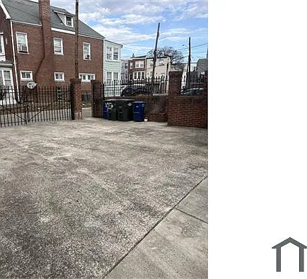 255 Missouri Ave NW — Photo 6