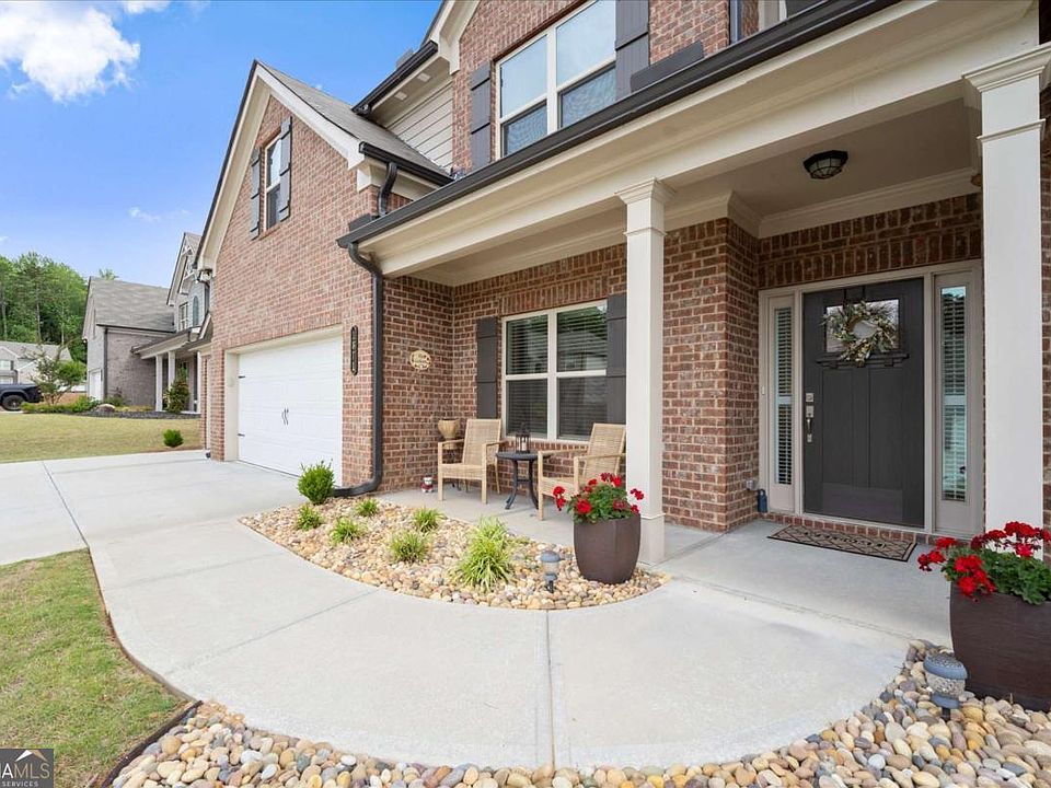 1st image of 1871 Silver Crest Way