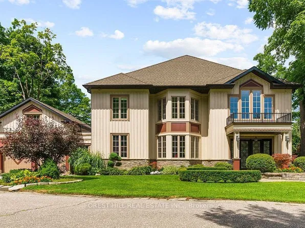 22 Deanbank Dr, Markham, ON L3T 1Z3