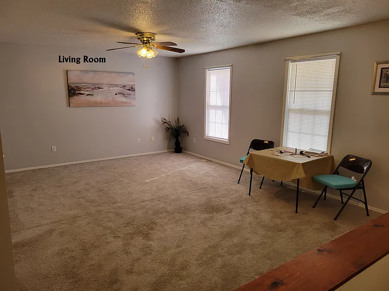 134 Bondale Dr — Photo 6