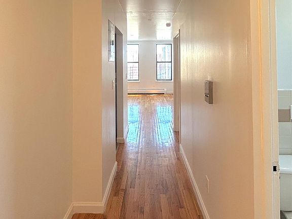 5th image of 1664 Park Ave APT 5B