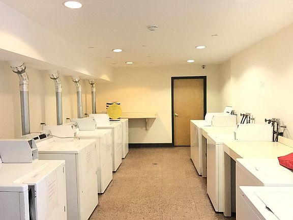 5th image of 5828 44th Ave APT 9A