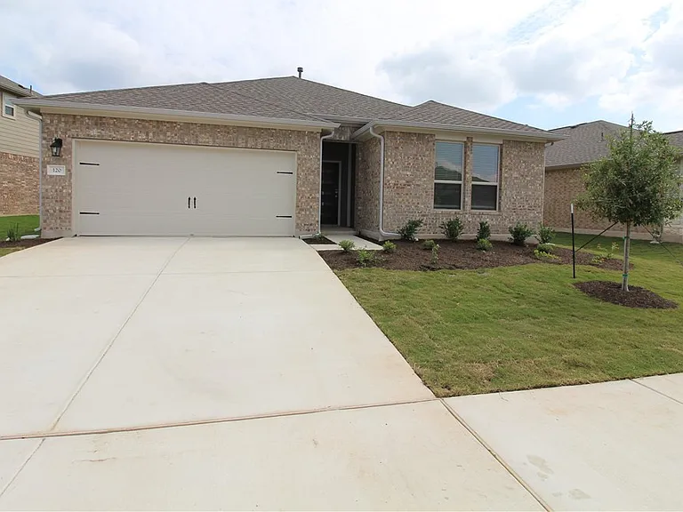 120 Peruvian Ln — Photo 19