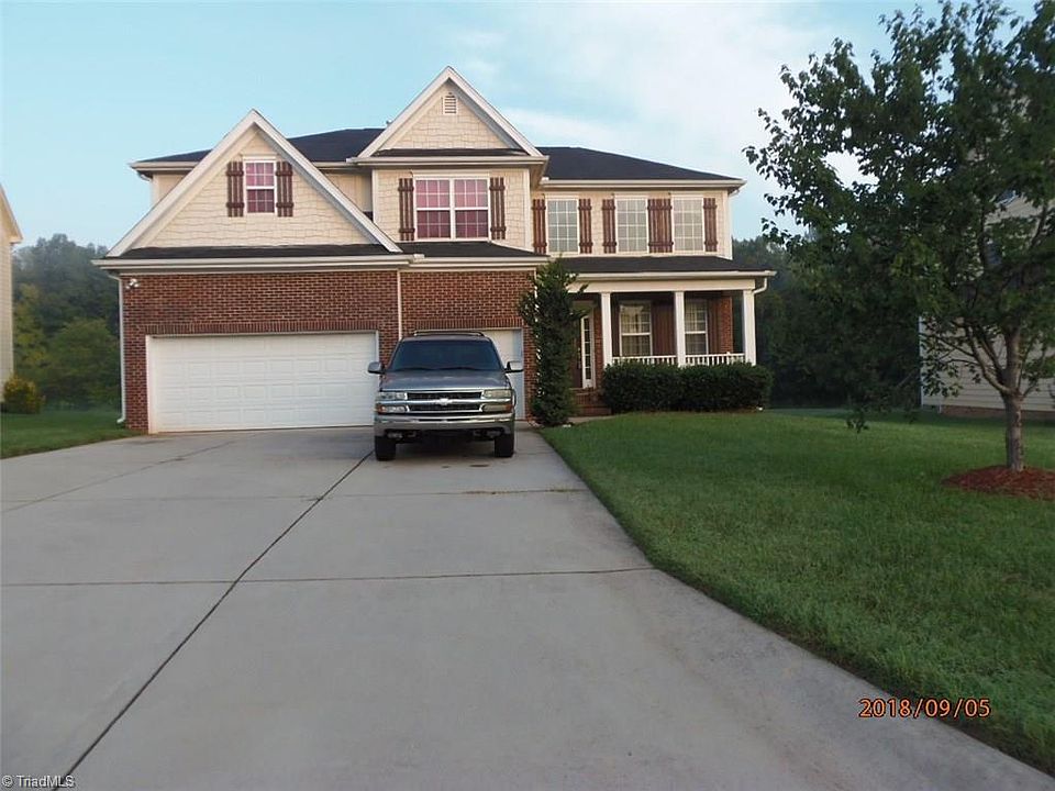1st image of 4562 Worthing Chase Dr